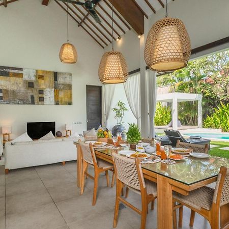 Villa Alice By Villa Finder Seminyak  Ngoại thất bức ảnh