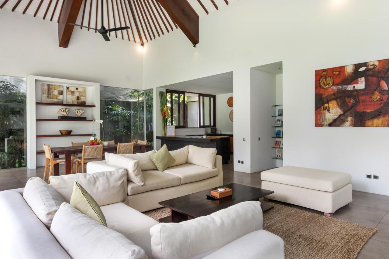 Villa Alice By Villa Finder Seminyak  Ngoại thất bức ảnh