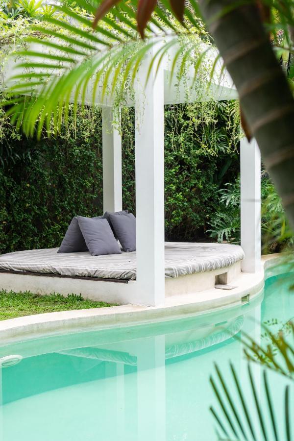Villa Alice By Villa Finder Seminyak  Ngoại thất bức ảnh
