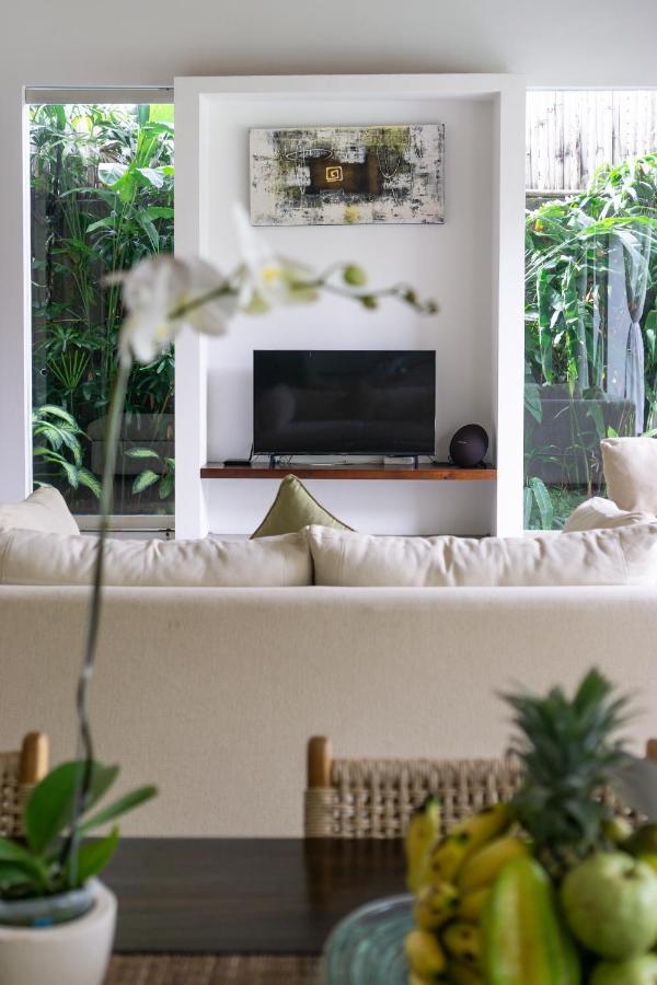 Villa Alice By Villa Finder Seminyak  Ngoại thất bức ảnh