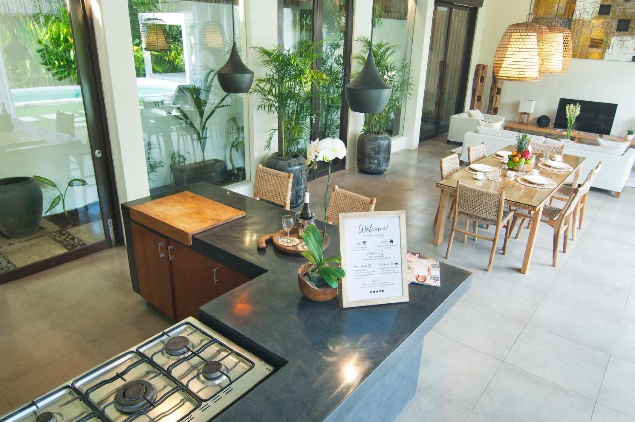 Villa Alice By Villa Finder Seminyak  Ngoại thất bức ảnh